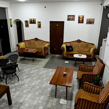 Starhostel Koetaisi Buitenkant foto