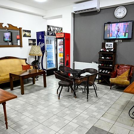 Starhostel Koetaisi Buitenkant foto