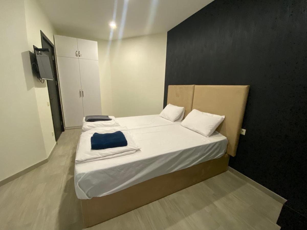 Starhostel Koetaisi Buitenkant foto