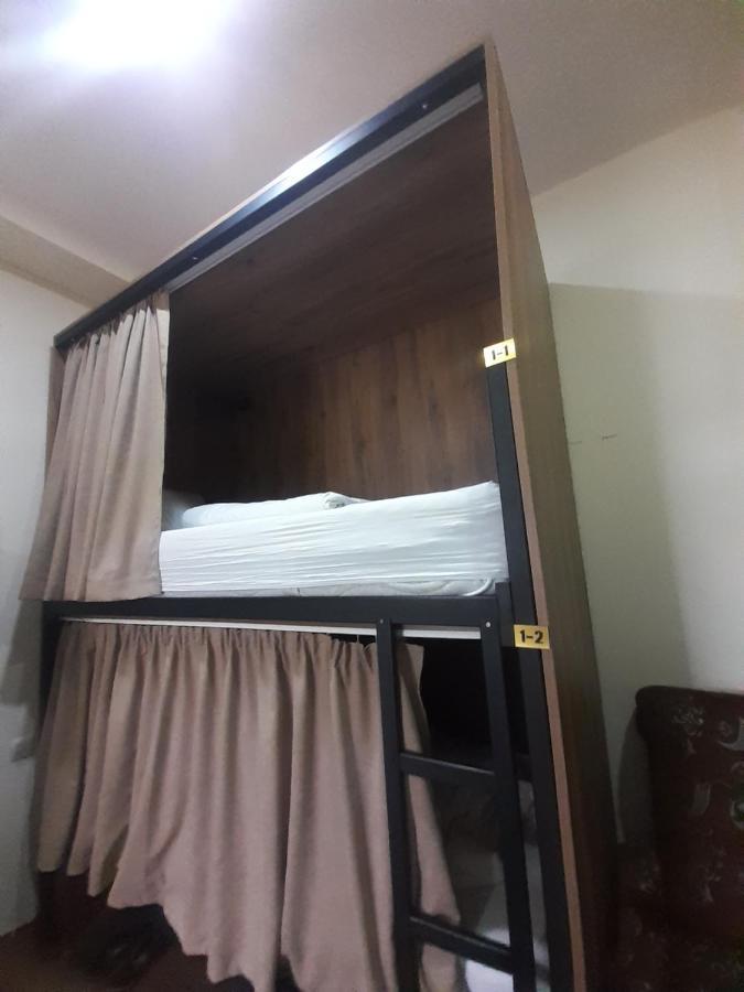 Starhostel Koetaisi Kamer foto