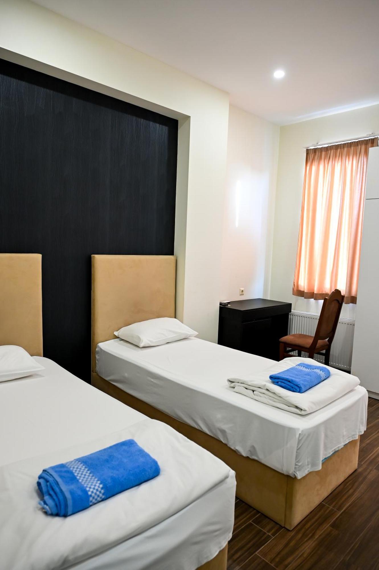 Starhostel Koetaisi Buitenkant foto
