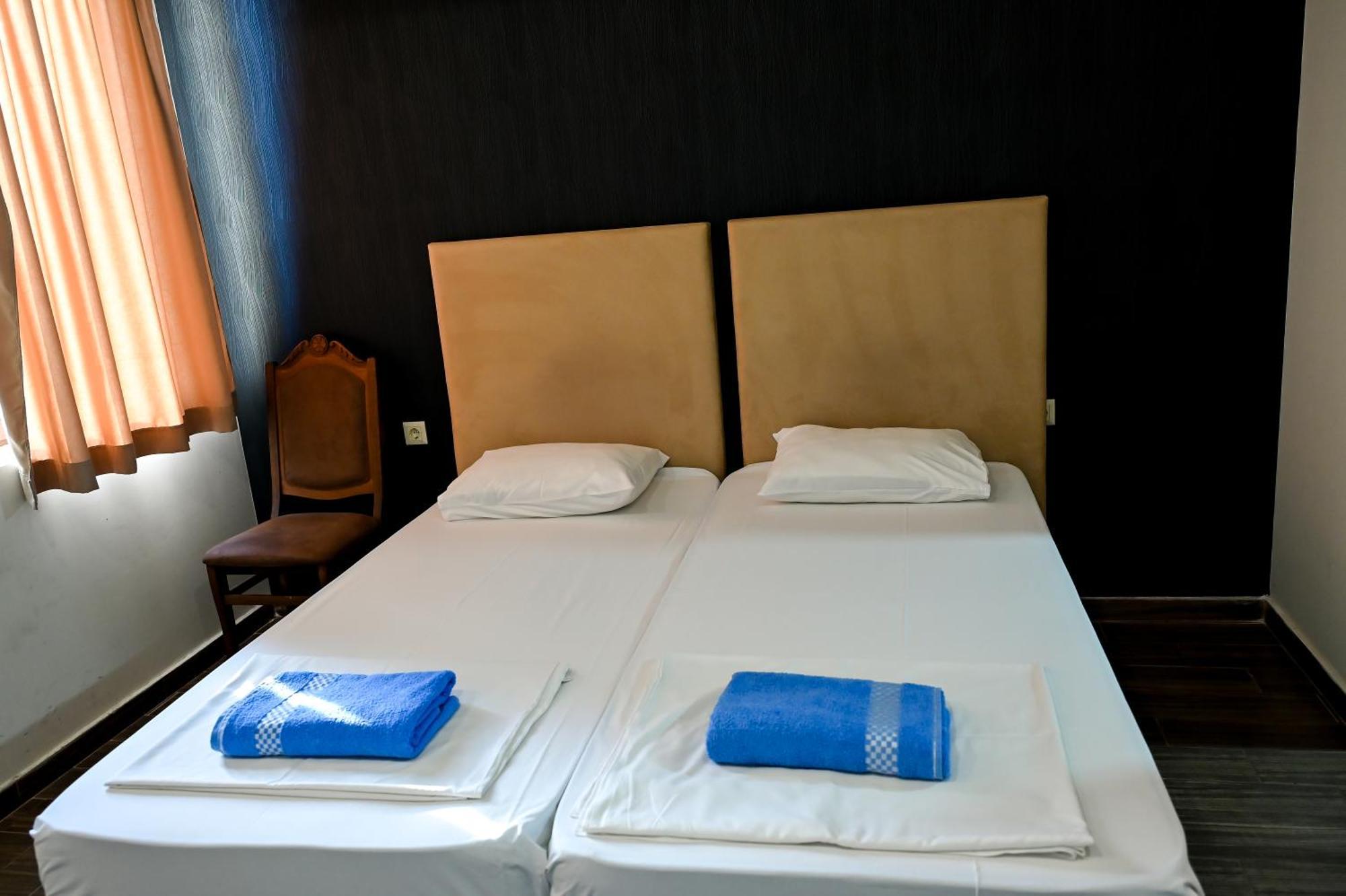Starhostel Koetaisi Buitenkant foto