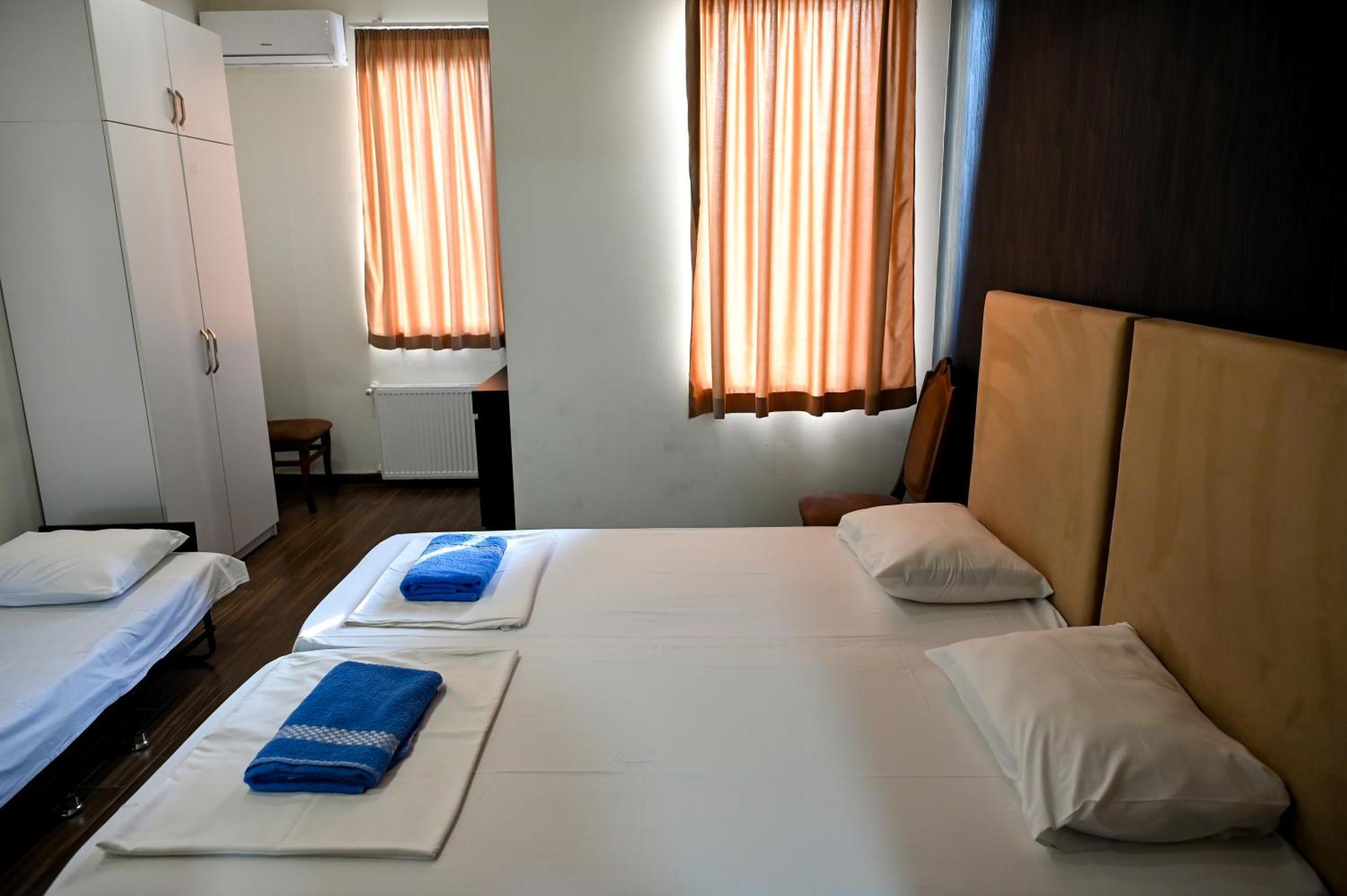 Starhostel Koetaisi Buitenkant foto