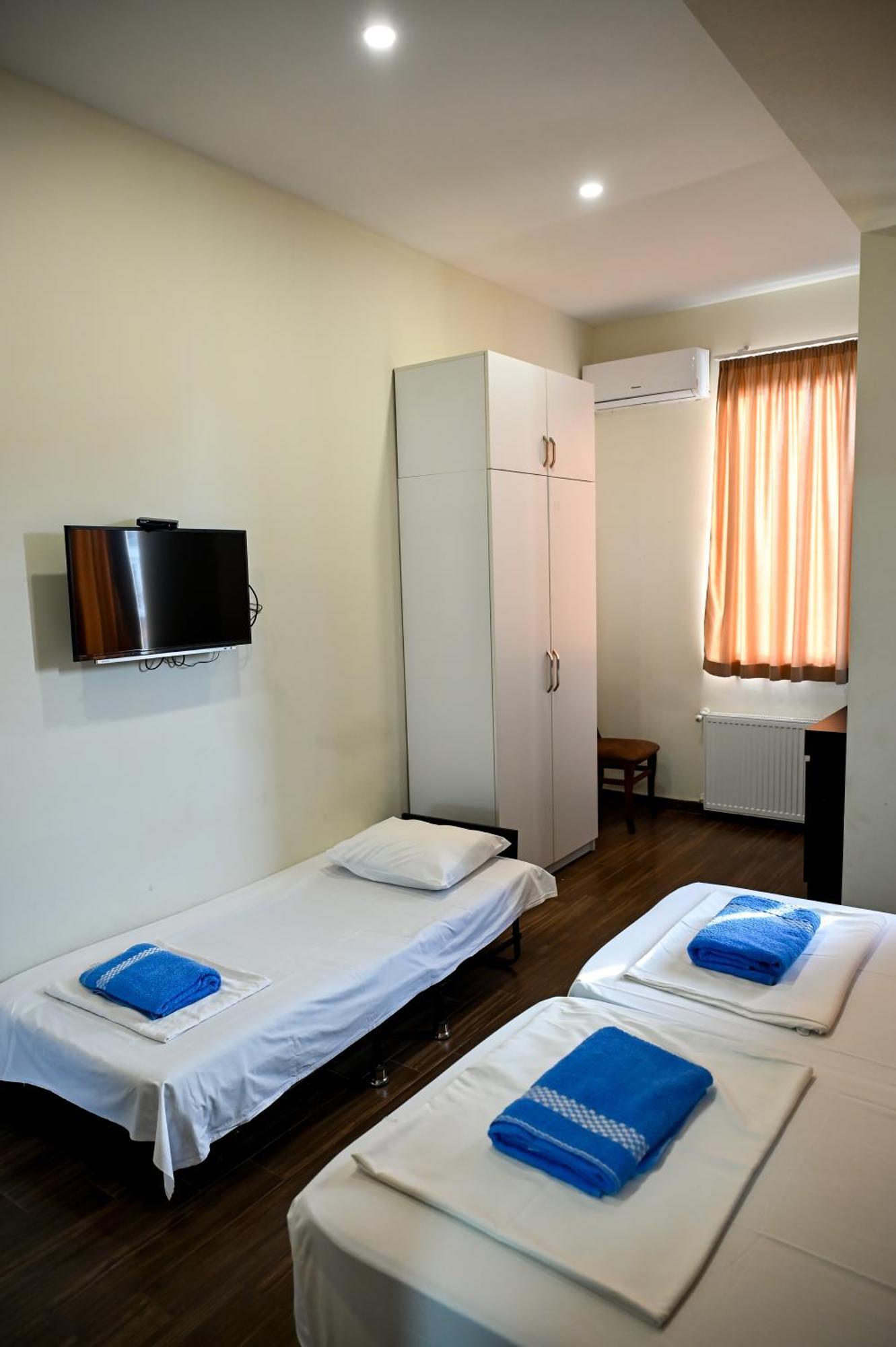 Starhostel Koetaisi Buitenkant foto