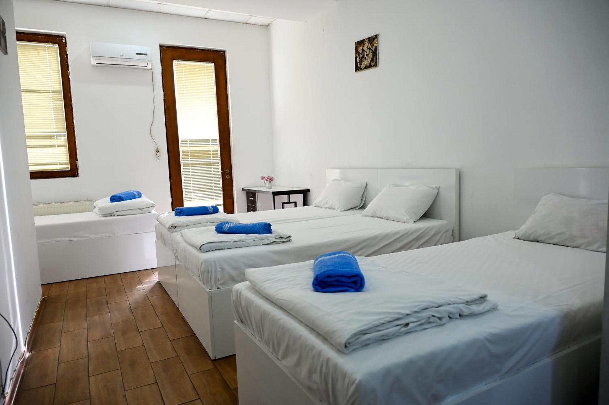Starhostel Koetaisi Buitenkant foto